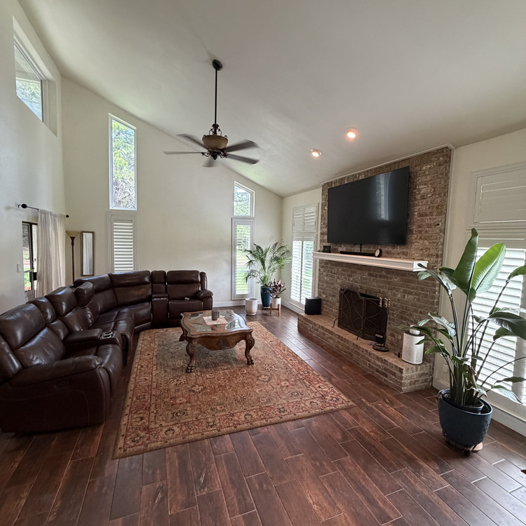 Cleaning services in Garland, TX
