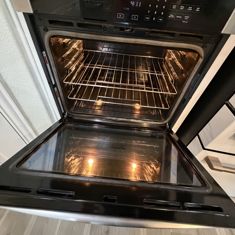 Cleaning services in Garland, TX